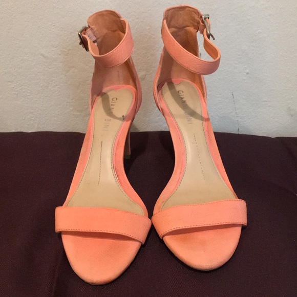 Sold Gianni Bini size 8 pink/Coral sandal heel - Picture 2 of 4